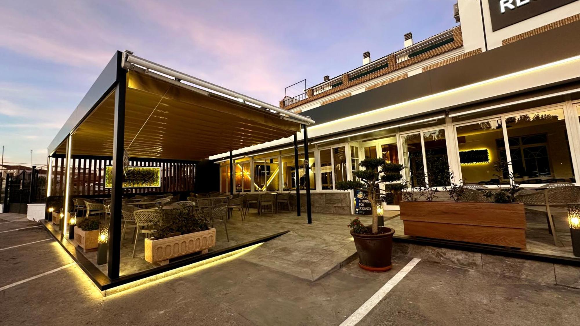 Hostal Restaurante El Cary Montemayor エクステリア 写真