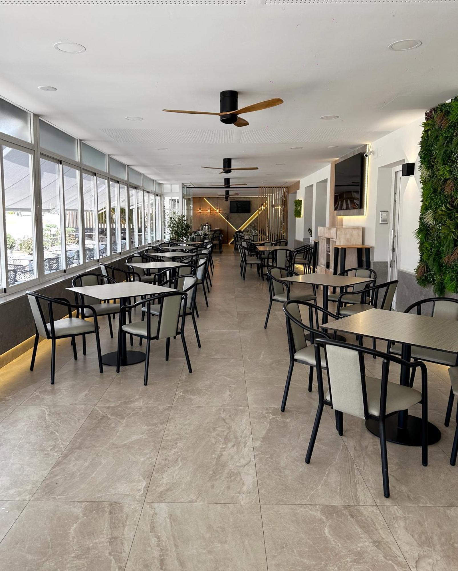 Hostal Restaurante El Cary Montemayor エクステリア 写真